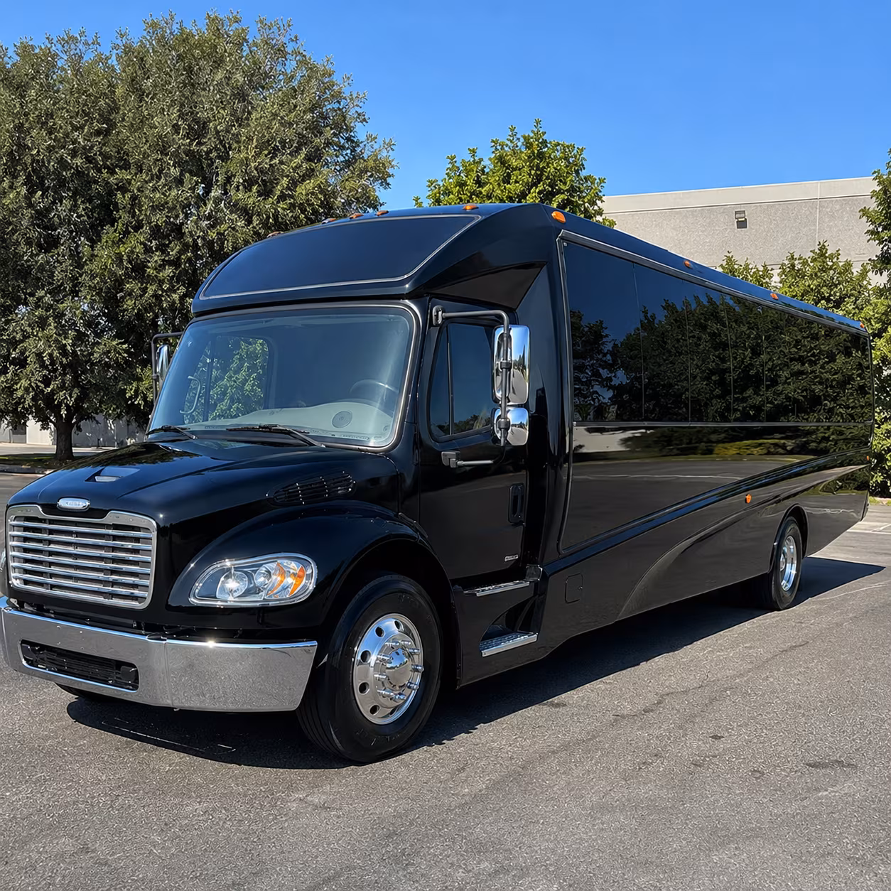 anaheim 25 passenger minibus