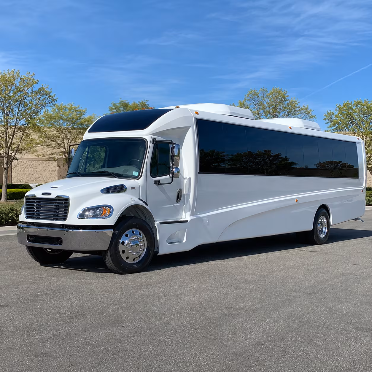 anaheim 28 passenger minibus