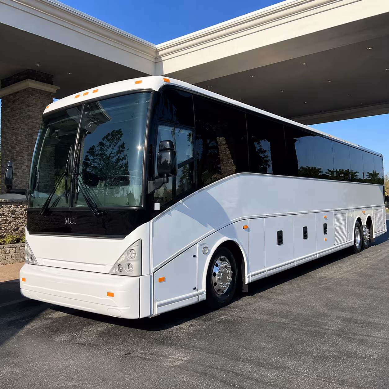 charter buses for disneyland resort and theme park groups