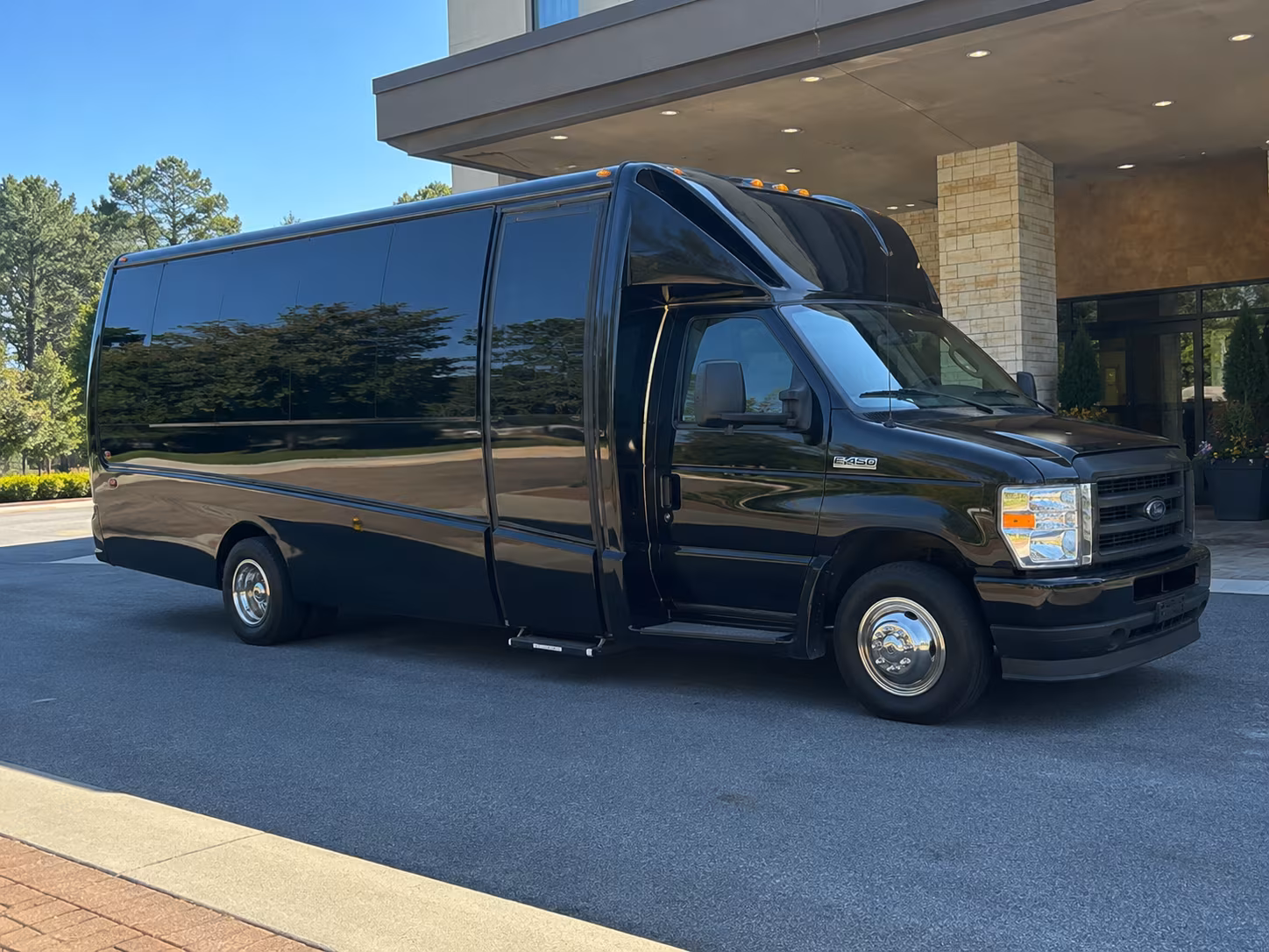 festival weekend bus rentals for anaheim groups heading to socal events