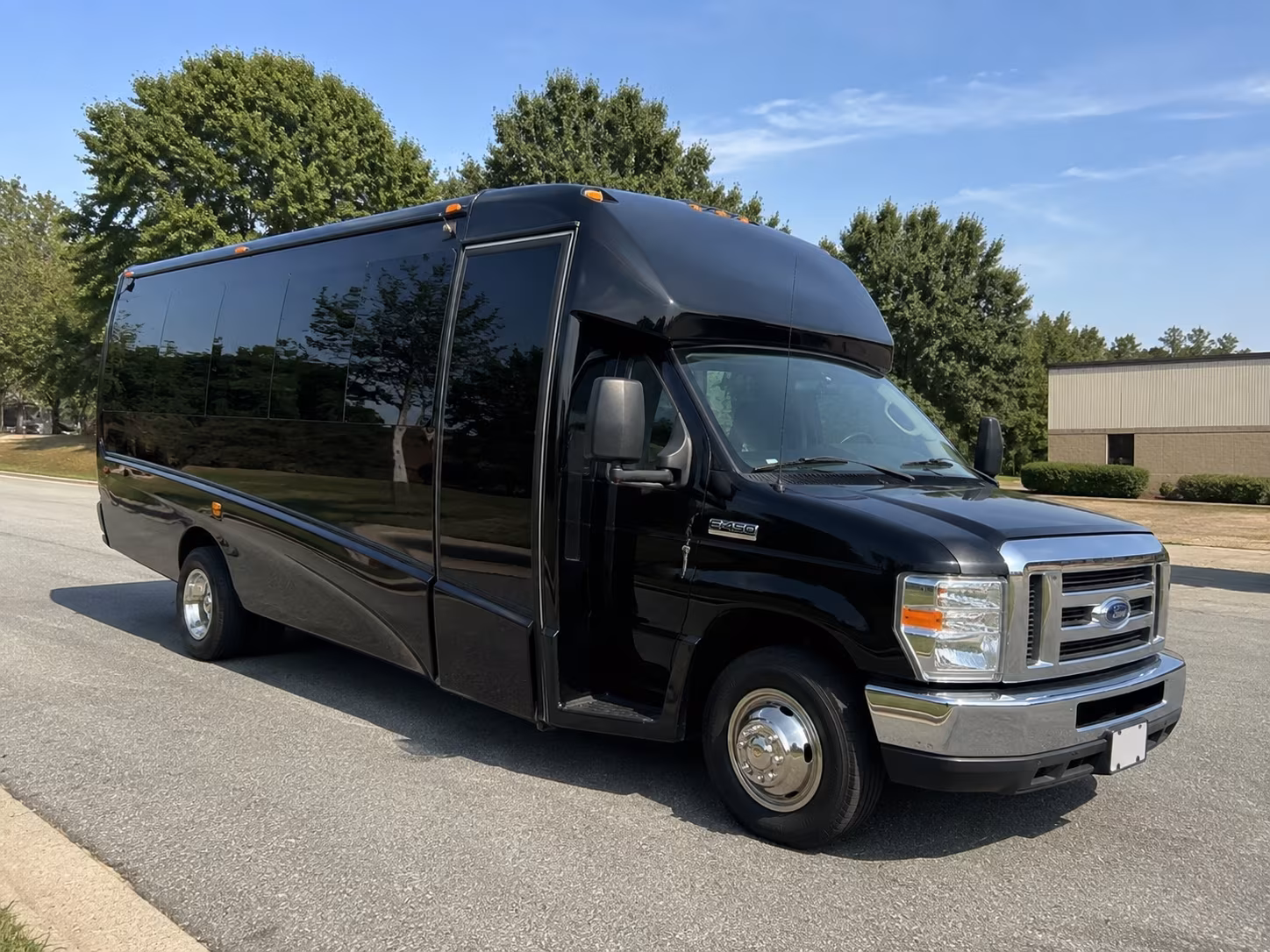 minibus and sprinter van rentals for small group wine tours near anaheim