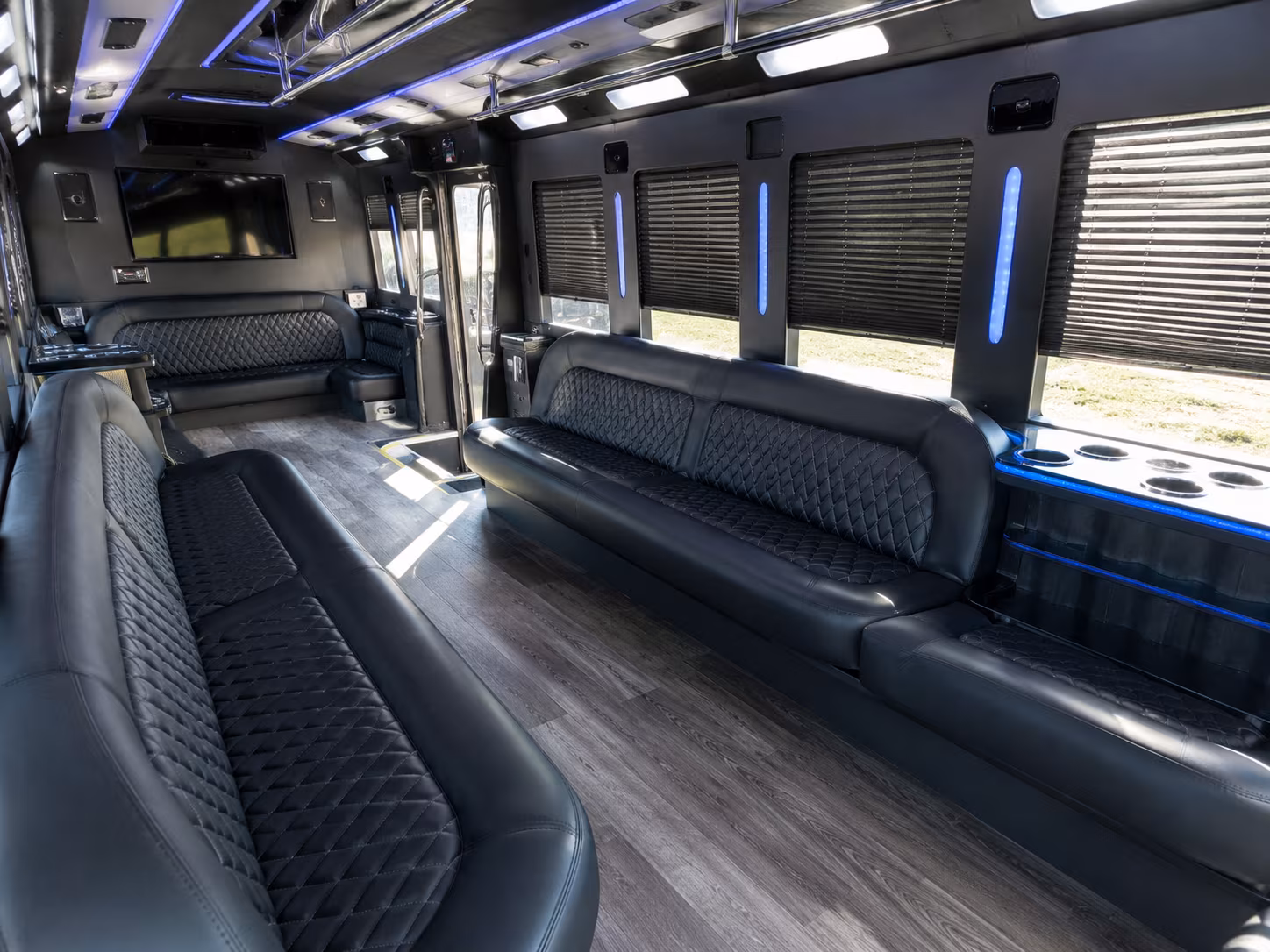 rent a party bus to temecula wine country from anaheim